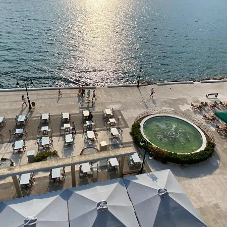 Apartment View Point